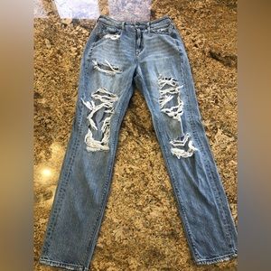 American eagle mom jeans